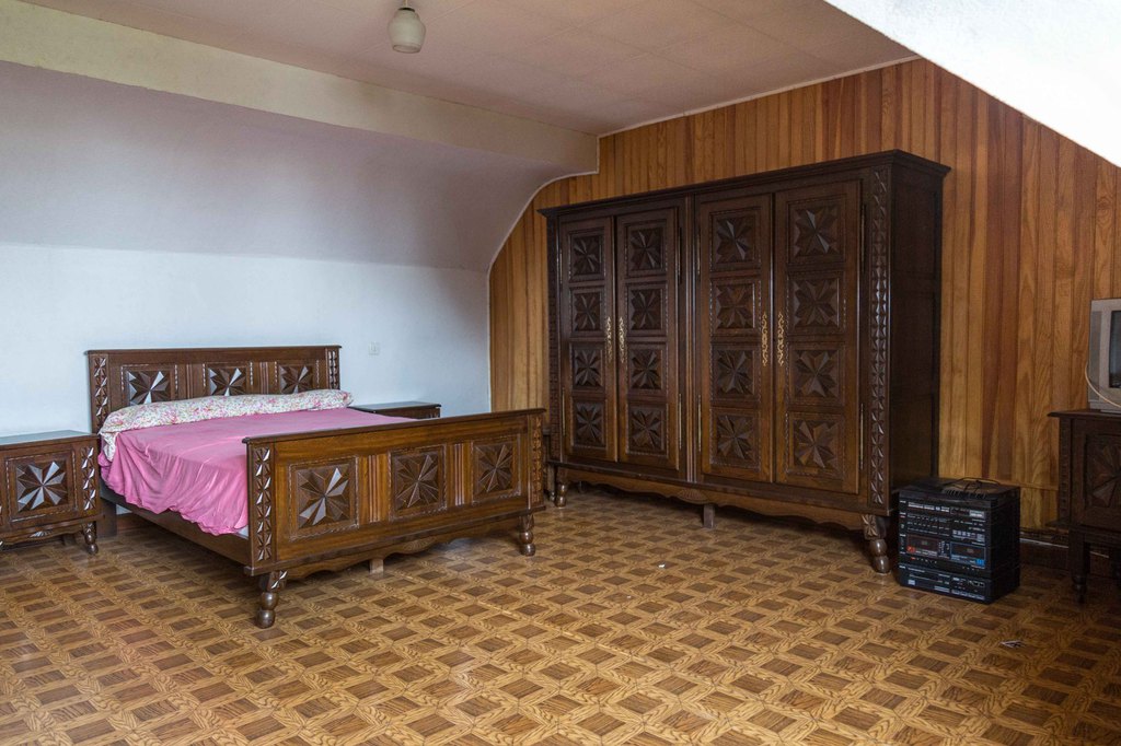 Maison à rénover avec prairie 3000 m2