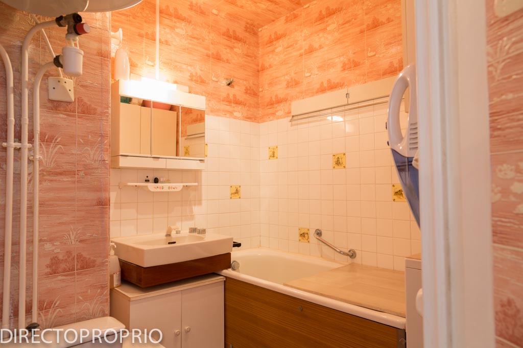 Appartement T2 32m2-cave-local à vélo- balcon plein sud