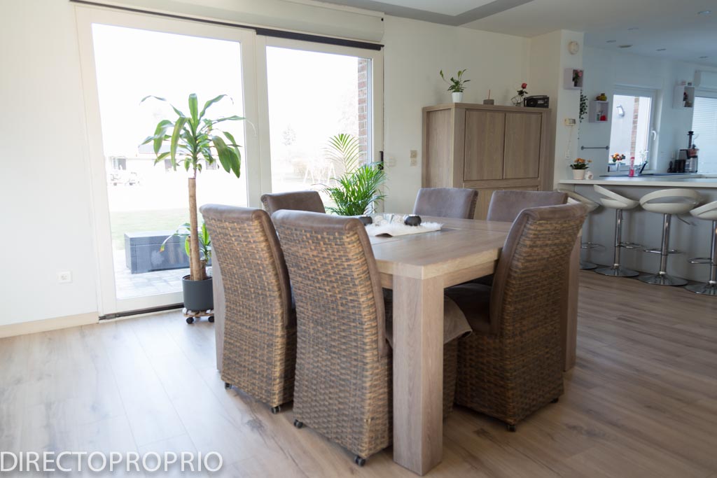 Maison Individuelle de standing avec boxes pour chevaux et prairie