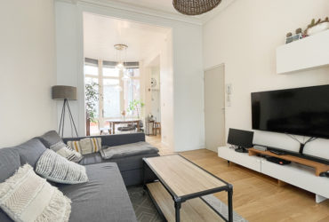 Appartement T2 proche métro , cour et cave