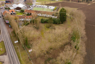 LOCAL COMMERCIAL SUR TERRAIN CONSTRUCTIBLE  ET DIVISIBLE DE 5490m2